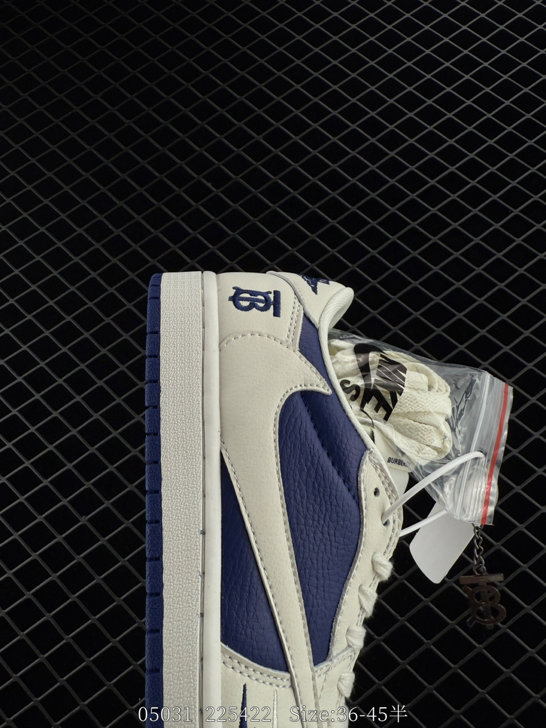 Travis Scott x Air Jordan 1 ” Reverse Mocha “